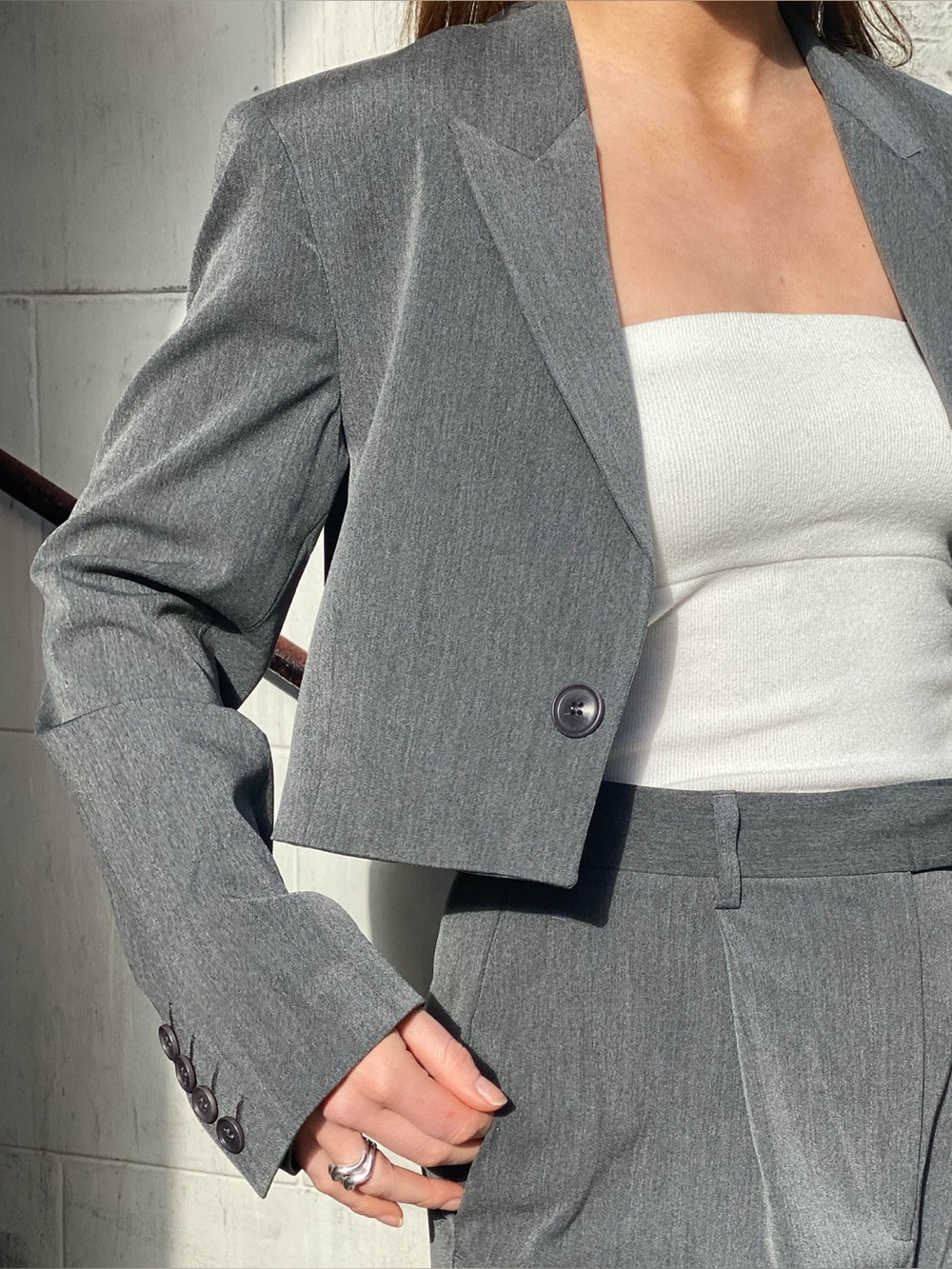Djerf Avenue Cropped It Blazer Jacket Grey - Picture 5 of 11